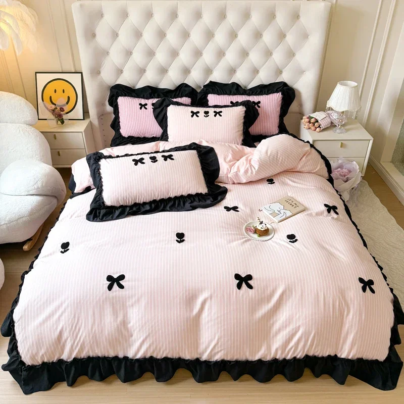 

Black Lace Ruffles Korean Princess Style Bow Decoration Bedding Set Soft Skin-friendly Stripe Duvet Cover Bed Sheet Pillowcases