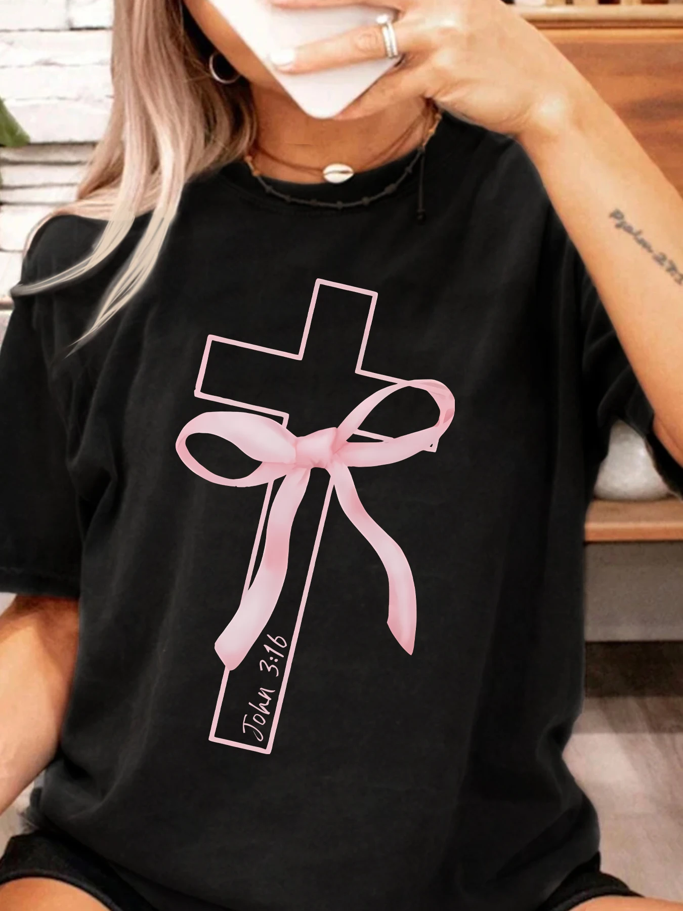 

JOHN letter cross and bow pattern ladies short sleeve T-shirt summer casual daily coat trend women clothing