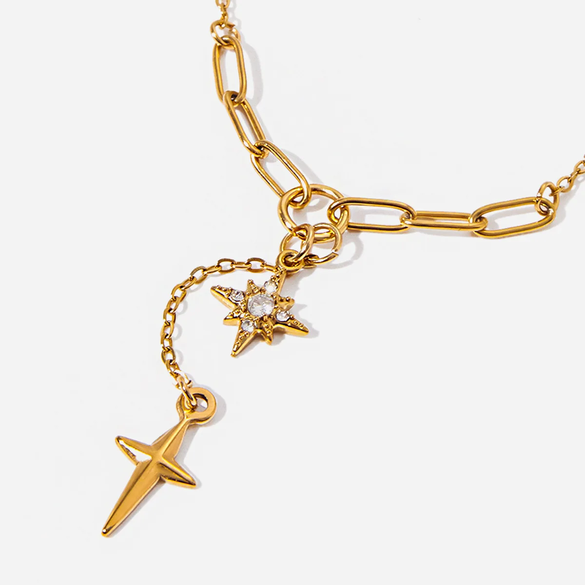 Valentine's Day limited niche eight-pointed star sword-shaped pendant necklace, cool metal style chain, personalized wear, holid