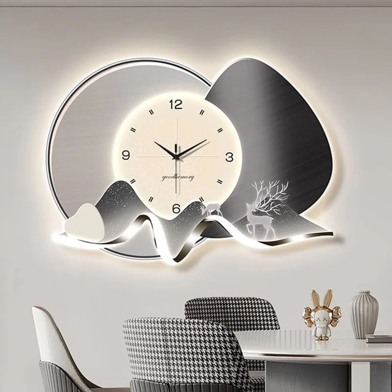 Xenomorph Cartoon Wall Clocks Simple Nordic Restaurant Creative Silent Clock Wall Design Horloge Murale Lounge Suite Furniture