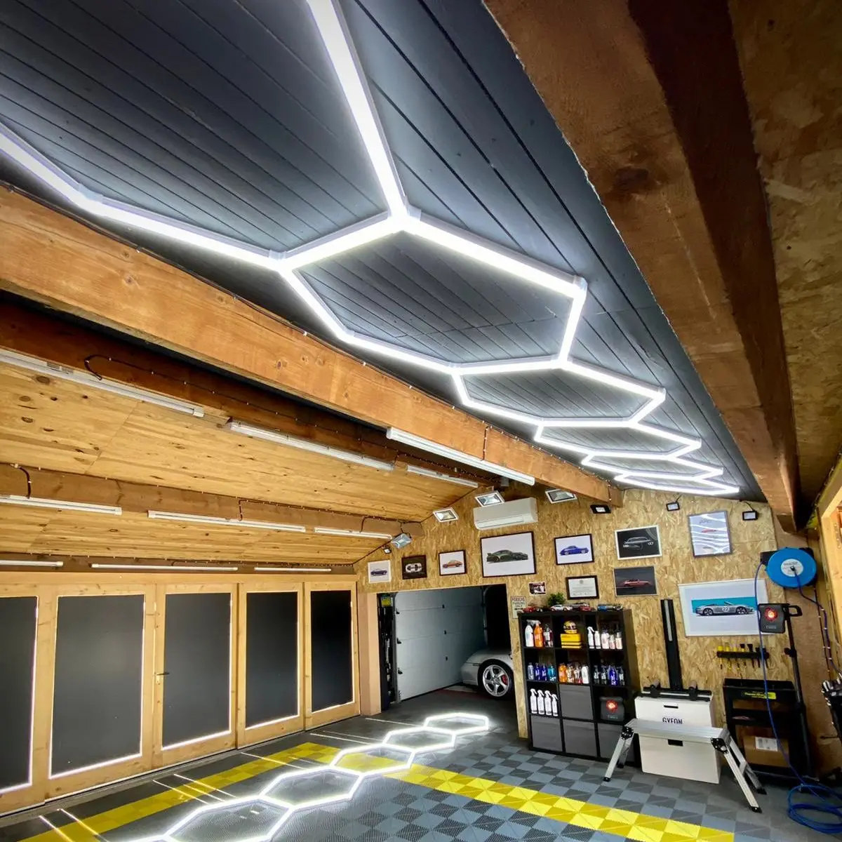 Op Maat Gemaakt Één Rij Zeshoekige Verlichting Garage Led Buis Plafond Voor Barbershop Salon Auto Beauty Wash Workshop