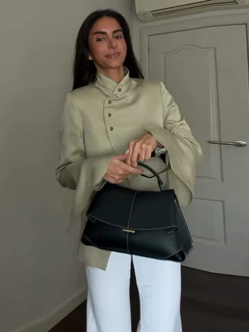 Женские атласные пиджаки