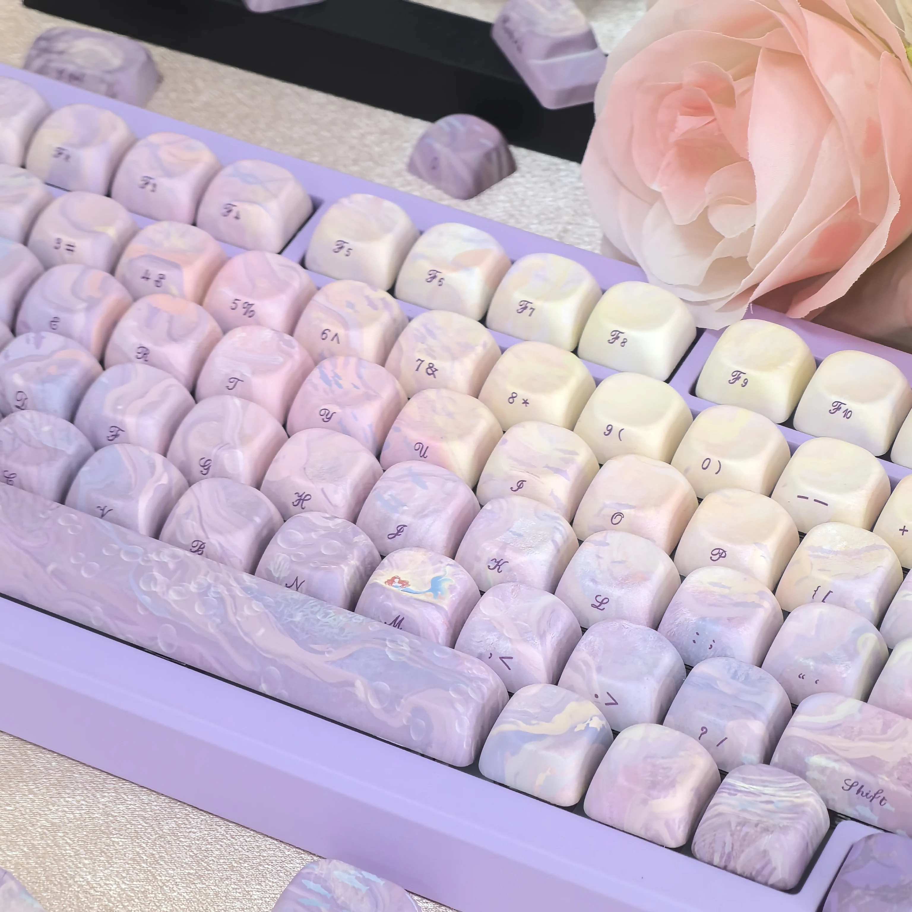 Imagem -04 - Lado Gravado Keycap para Teclado Mecânico Roxo Lilás Sereia Tem Caído Tema Pbtcherry Moa Faça Você Mesmo Bonito Bonito 137 Chaves