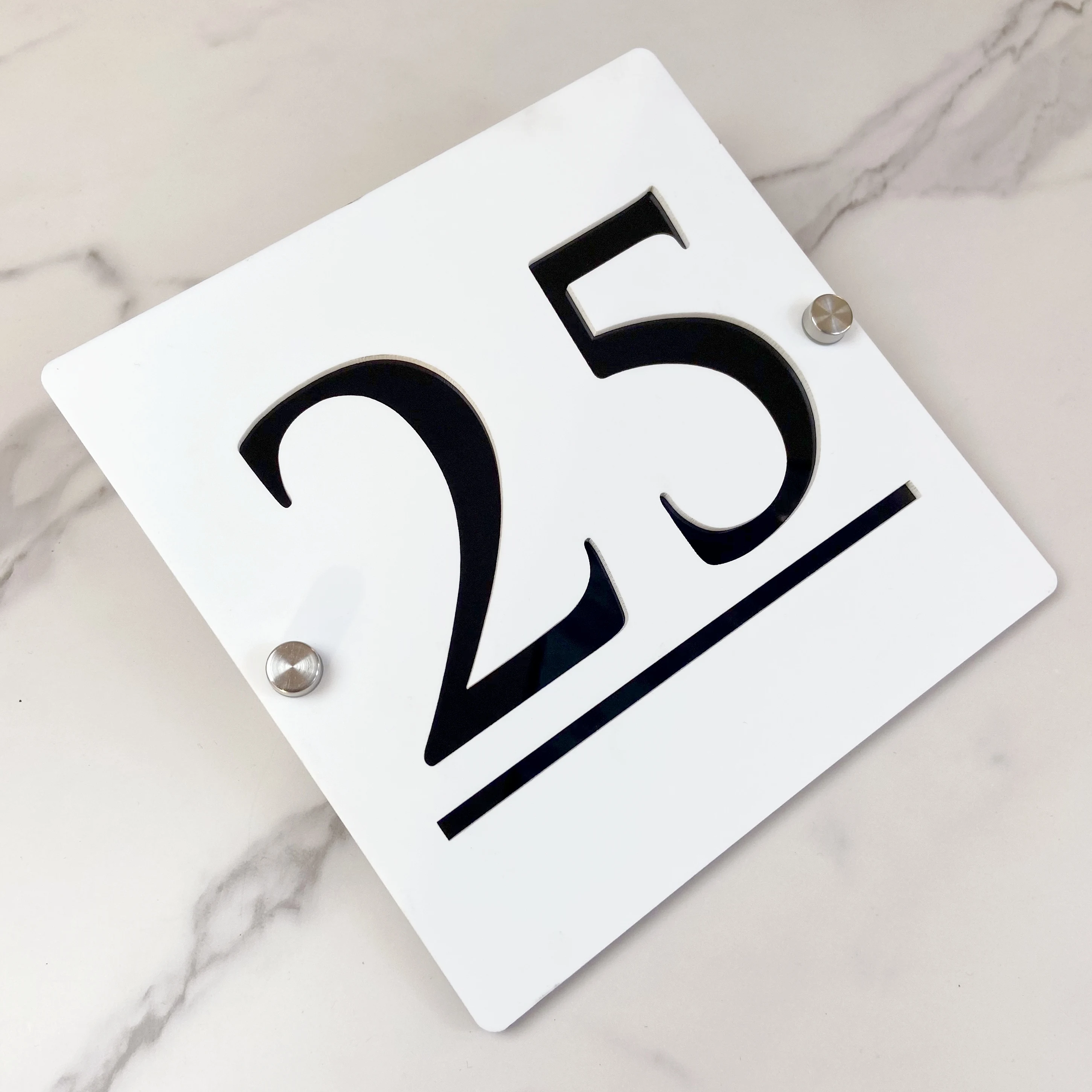 لوحة رقم المنزل الاكريليك | ديكور الجدار في الهواء الطلق | علامة عنوان مخصصة | لوحة أرقام أكريليك مخصصة لعنونة المنزل #4