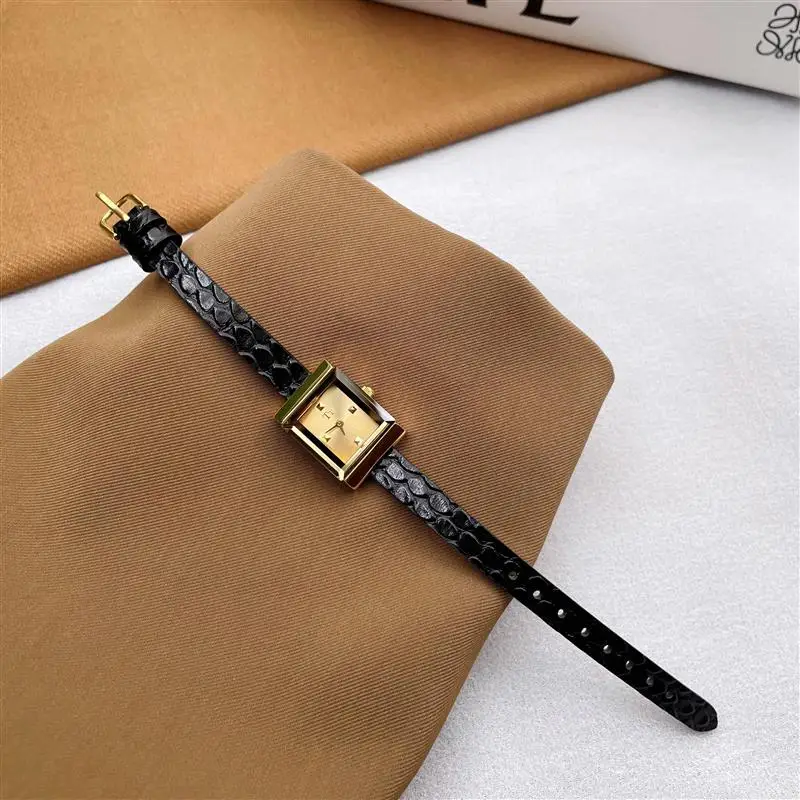 

Exquisite Women'S Wristwatch2026 New RetroStyle Light Luxury Square Women'S WatchBirthday Gift, Unique Wristwatch, Women'S Gift.