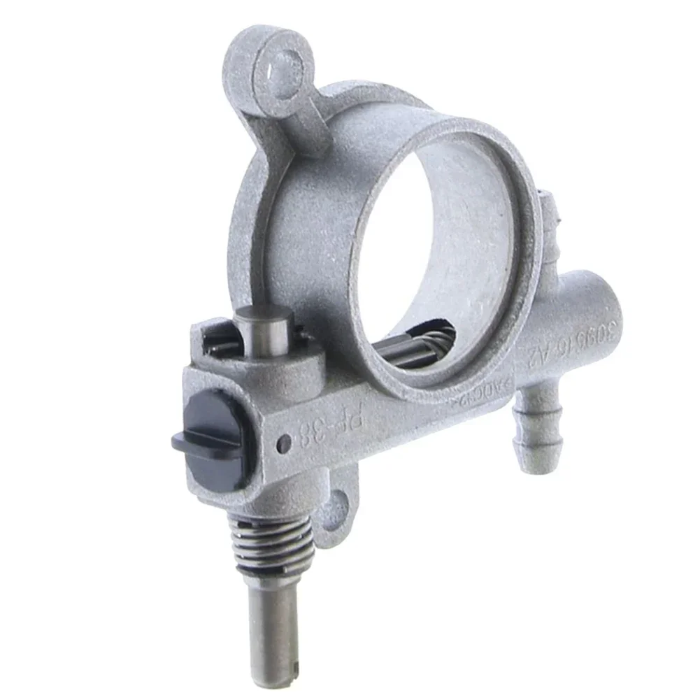 Bomba de óleo de ajuste perfeito e engrenagem sem-fim para motosserra sem fio RY40503 40V Instalação sem esforço Desempenho ideal