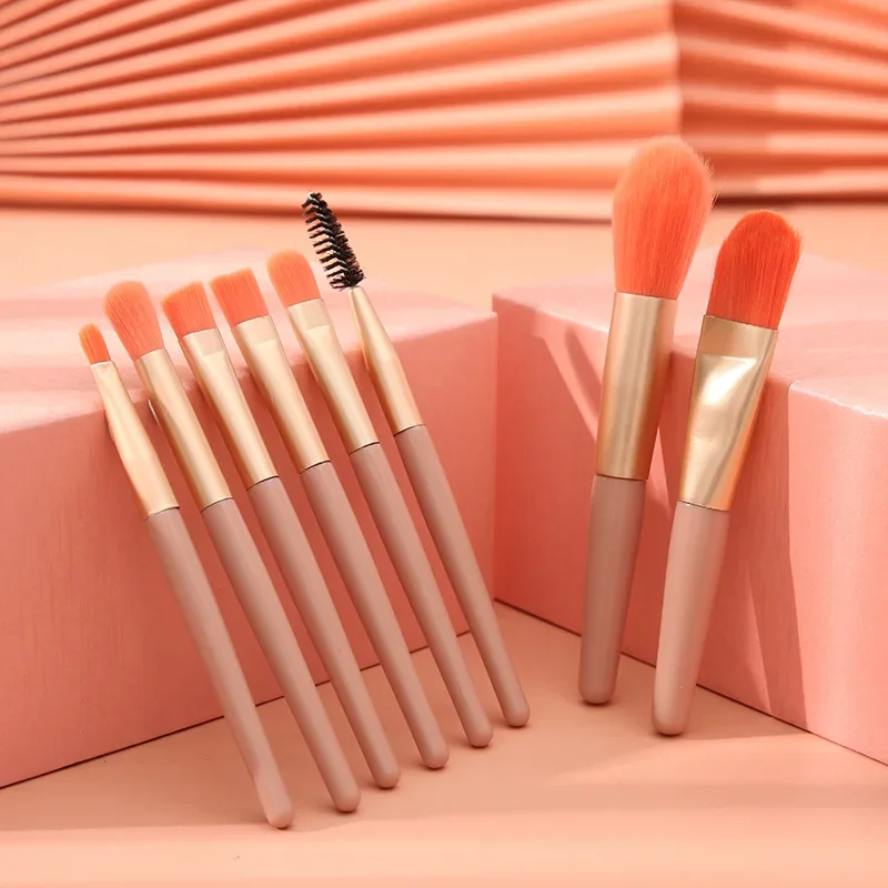 8 ชิ้นแบบพกพาแปรงแต่งหน้าขนนุ่มสีชุดแปรงแต่งหน้าสามเณรเริ่มต้นขั้นสูงชุดเครื่องมือแต่งหน้า