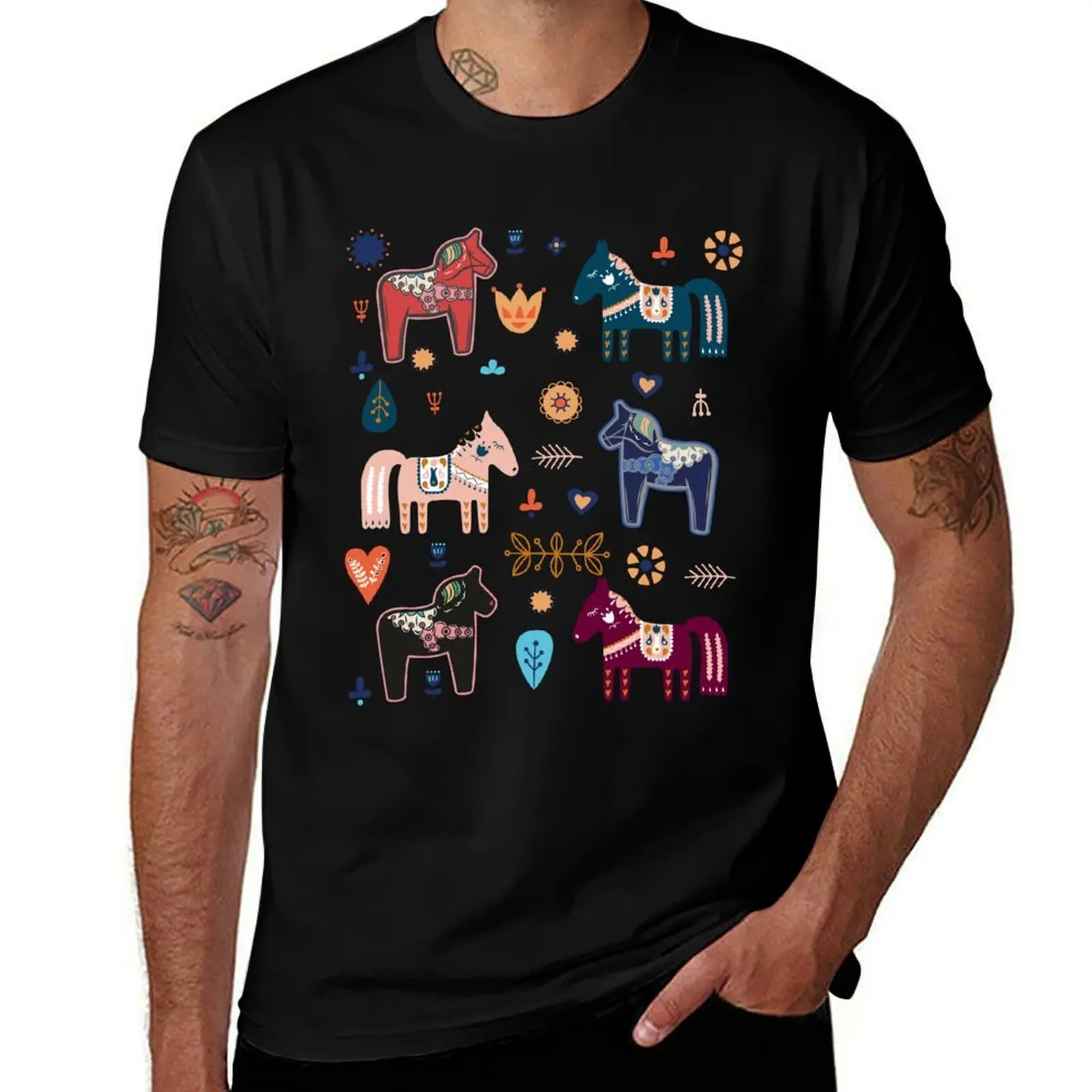 Dala Horses Sweden Horse Swedish Colorful Dala T-Shirt Street Fashion Casual Tee Shirt