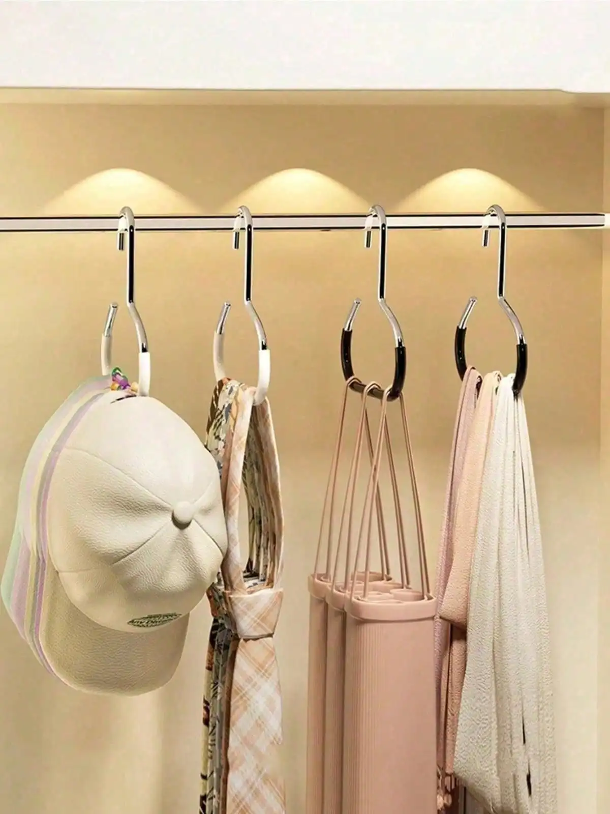 

1pc Hat Rack Storage Box,Practical Dorm Closet Hanging Hat Rack,Multifunctional Hat Display Stand CanBe DirectlyHungonDormCloset