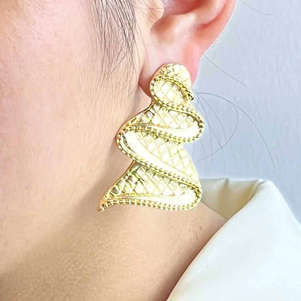 Vintage Oversized Irregular Shape Stud Earrings 24K Gold Plated Grid Embossed Textured Big Earring Women Banquet Ornament