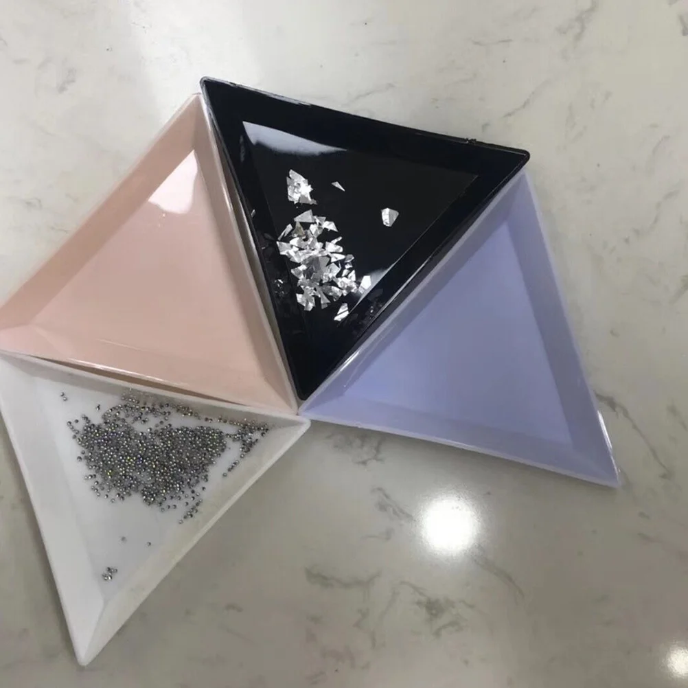 

80Pcs Professional Manicurist Storage Trays Triangular Design Large Capacity Diamond Holder White Triangular Storage Trays