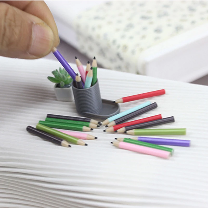 1:12 Dollhouse Miniature Dollhouse Pen Holder+6 Colored Pencils Set Doll Home Decor Pretend Play Dollhouse Stationery Toys