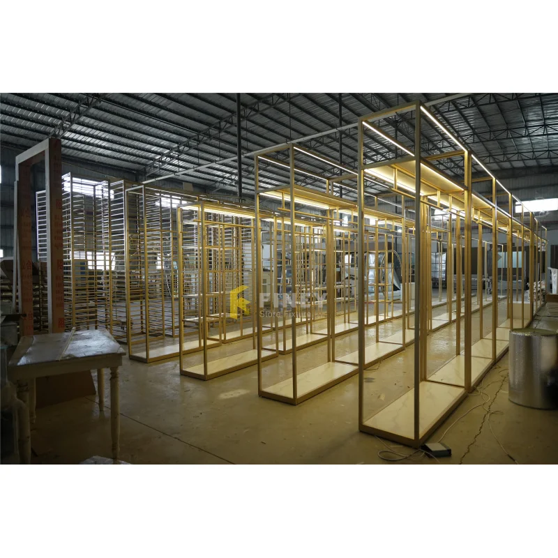 custom.Customized Bridal Dresses Wedding Bridal Stores Displays Luxury Bridal Shop Interior Design Decoration Solutions