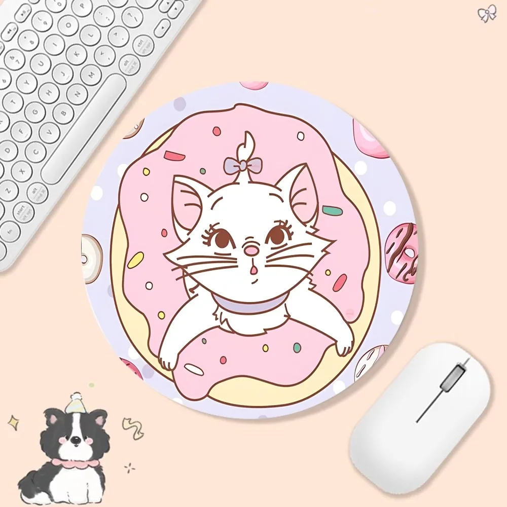 لوحة ماوس ديزني ذا أريستوكاتس ماري، إصدار صغير مستدير السرعة، لوحة مفاتيح كمبيوتر، طاولة مكتبية، حصيرة ماوس للكمبيوتر المحمول