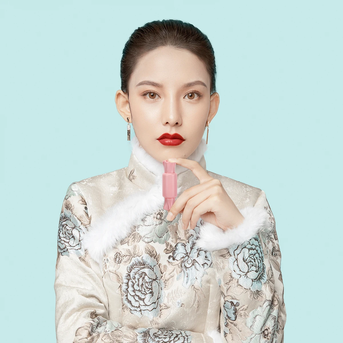 12 個の空のリップグロスボトル軽量ポータブルピンクプラスチックチューブ DIY リップクリームグロス容器トラベルサイズ