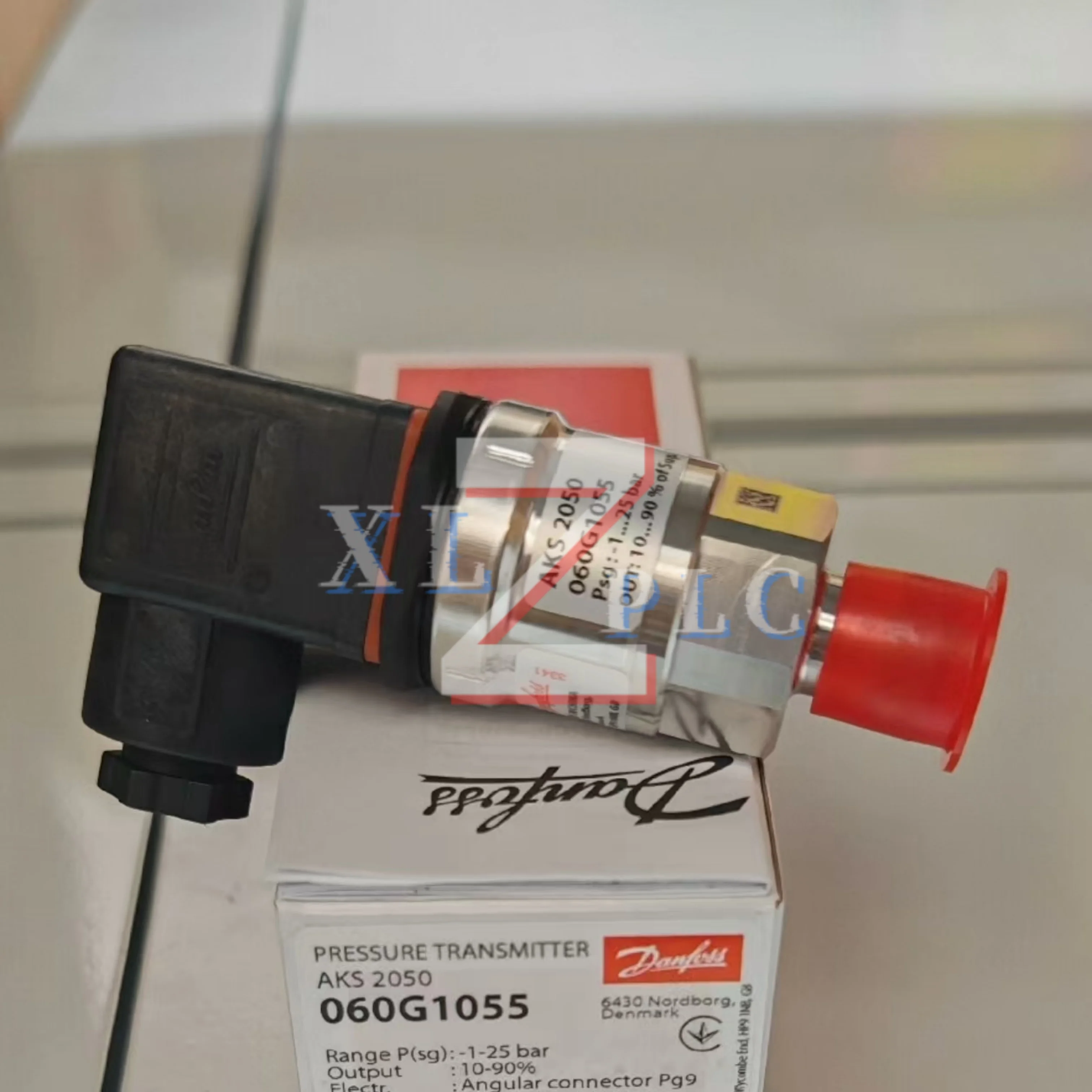 

060G1055 AKS2050 060G1066 AKS3000 060G1080 AKS3000 new in box pressure sensor