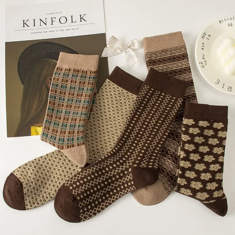 Maillard Autumn/Winter Socks for Women Retro Style High Appearance Level Mid-tube Socks Casual Fashion Thermal Cotton Socks