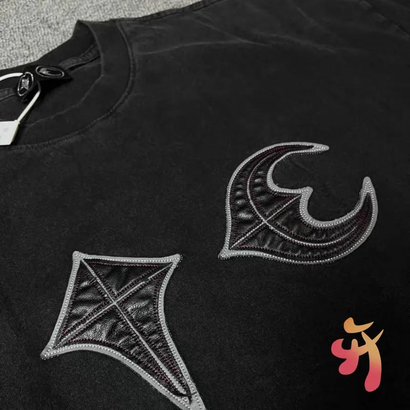 Real Photos Men Women High Quality Cotton Thug Club Tshirts Hiphop Street Leather Embroidered Star Moon Logo Short Sleeve Tops