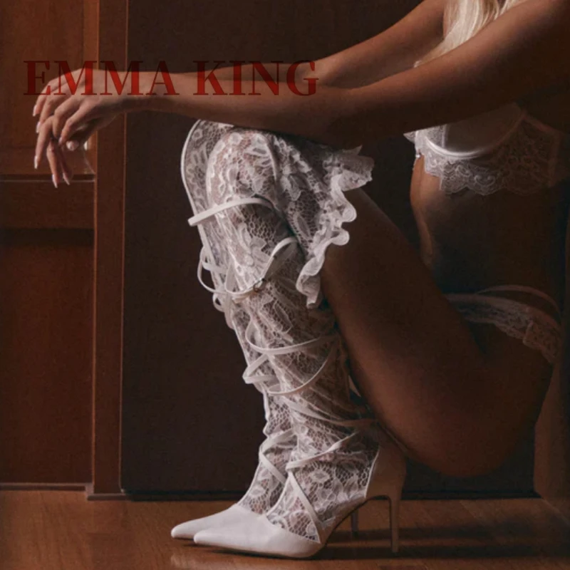 الأبيض الدانتيل مشبك Strappy أحذية طويلة مدبب تو خنجر كعب الجانب سستة الفخذ أحذية عالية المرأة أحذية الحفلات الزفاف الفاخرة 45