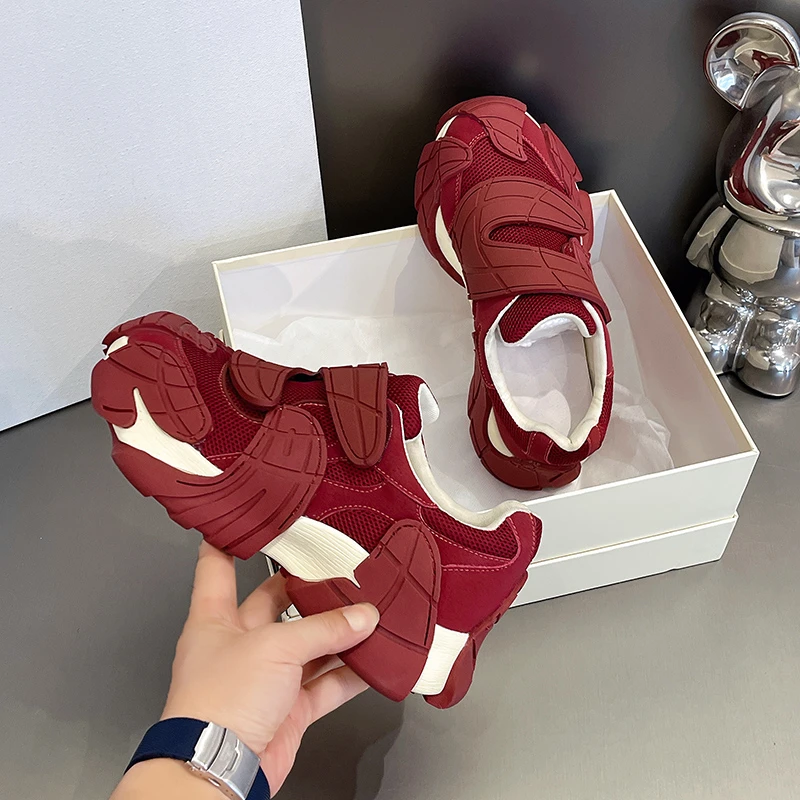 شانغ شي سميكة سوليد الارتفاع زيادة الأحذية 2025 جديد سميكة سوليد العصرية العلامة التجارية حذاء كاجوال مريح تنفس أبي الأحذية