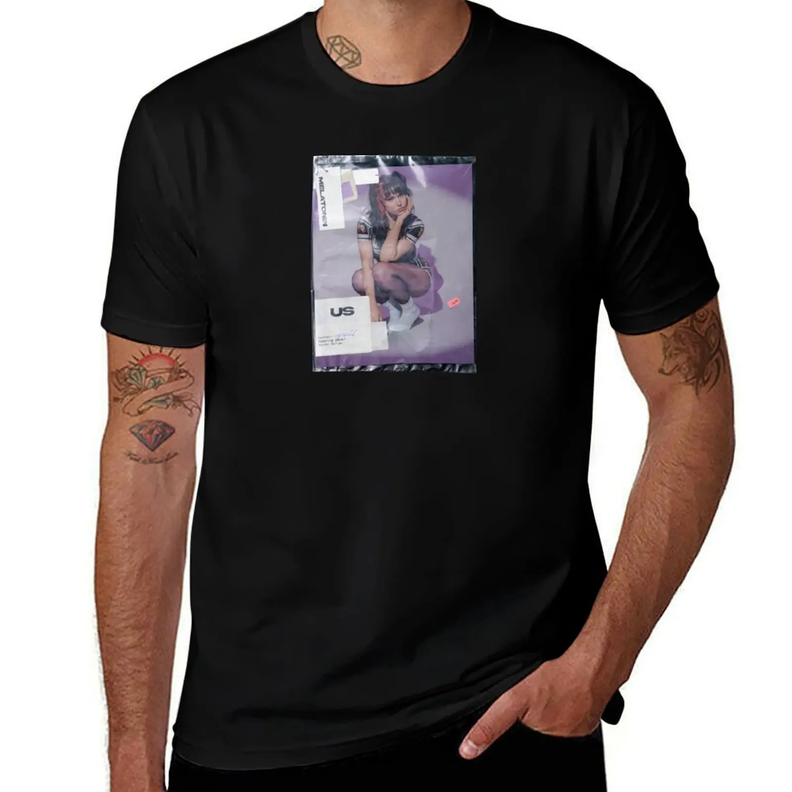 

UPSAHL Melatonin Vintage Bagged Poster T-Shirt korean fashion shirts graphic tees tshirts for men