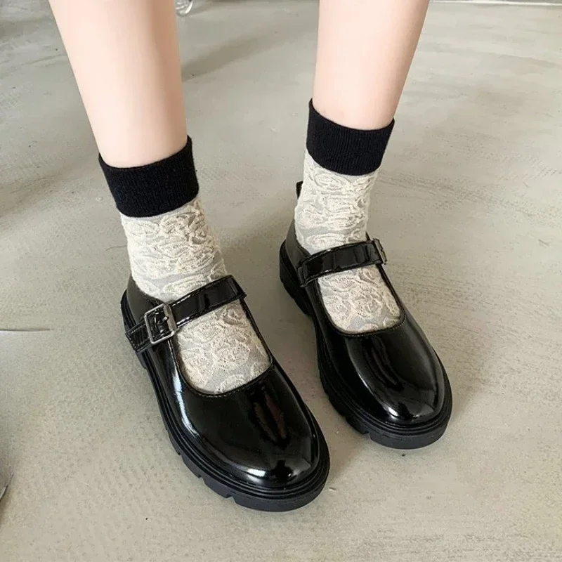 2024 New Women's Shoes Women's Casual Shoes Square Heel Garden Head Women's Versatile Fashion