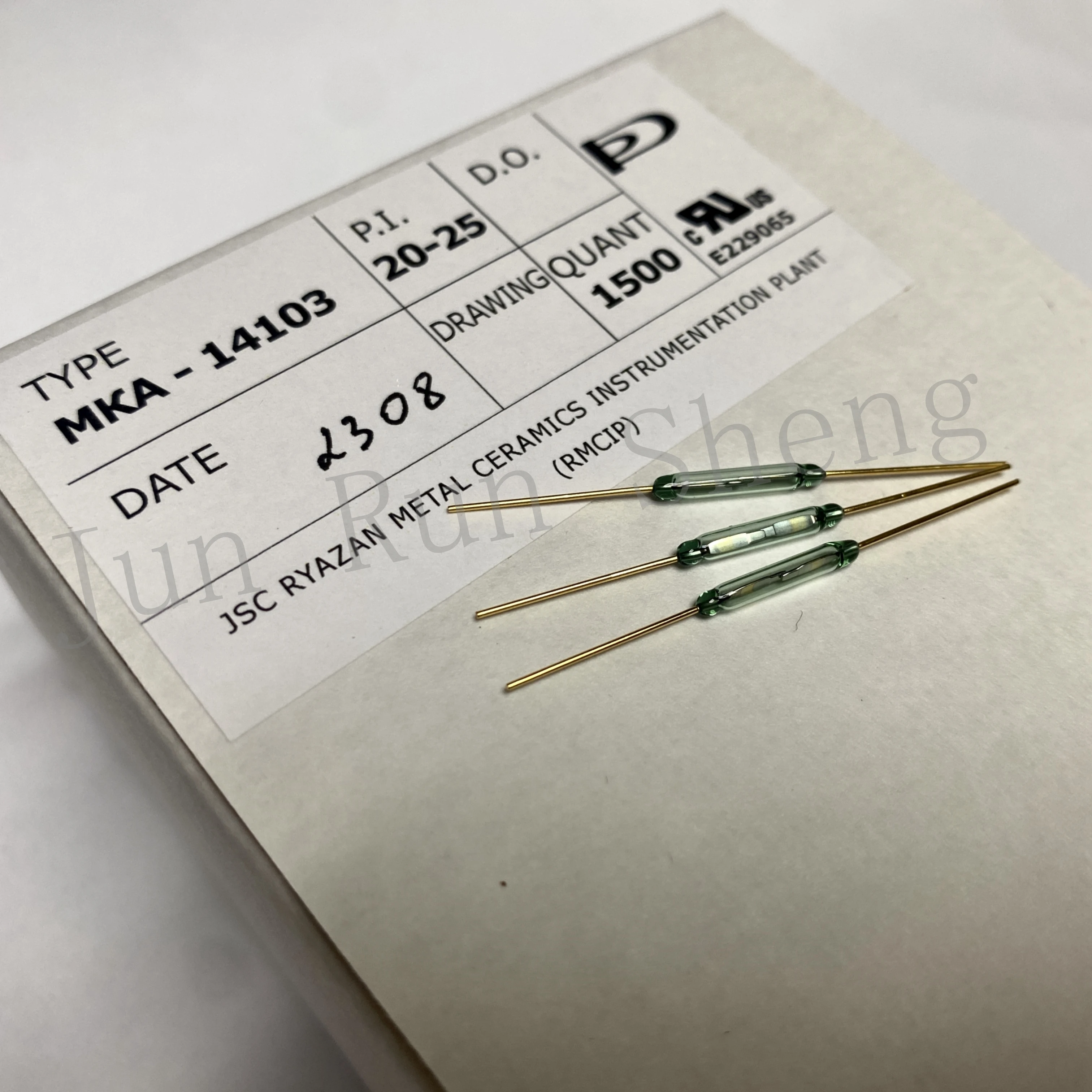 1/10/50PCS Original MKA14103 Reed Switch MKA-14103 Normally Open NO 2x14MM 0.5A 100V Magnetic Contact Switch Induction Sensor