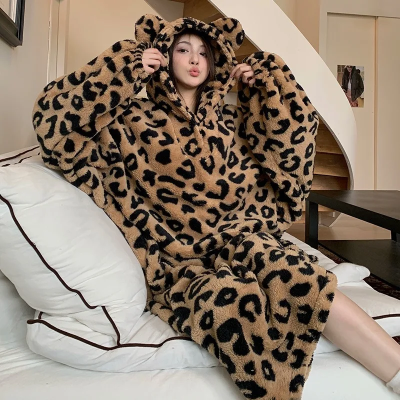 1pcs Leopard Print Loose Long Nightgown, Pajama, Thick Coral Fleece for Women in Autumn and Winter