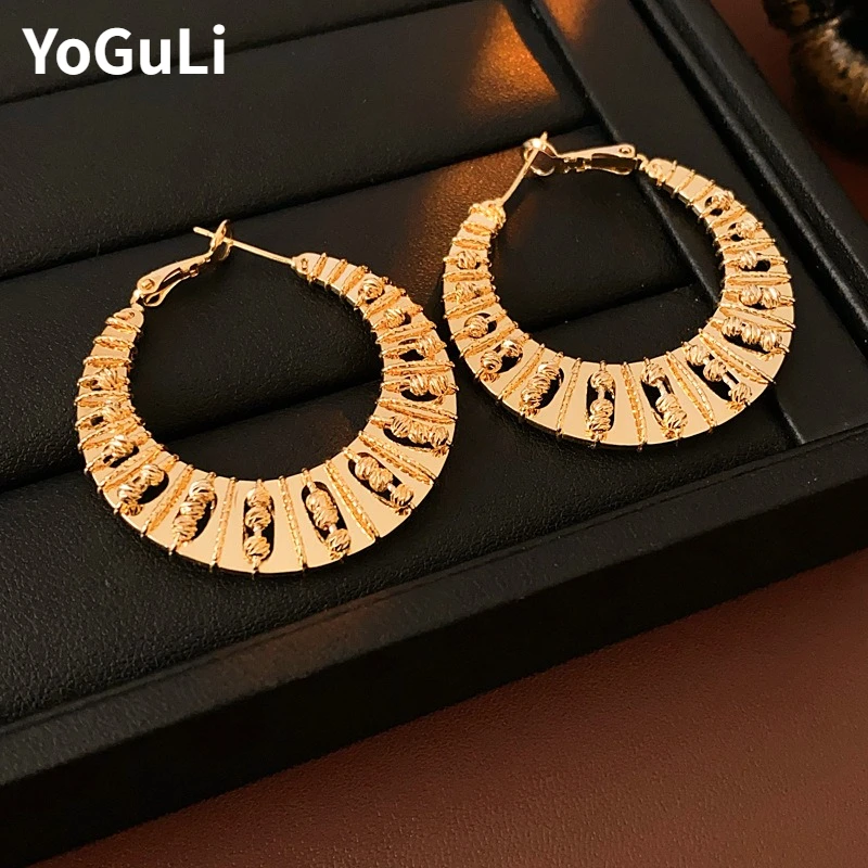 

Modern Jewelry Delicate Luxury Temperament Geometric Hollow Metal Earrings For Women 2026 Cool Trend New Accessories Wholesale