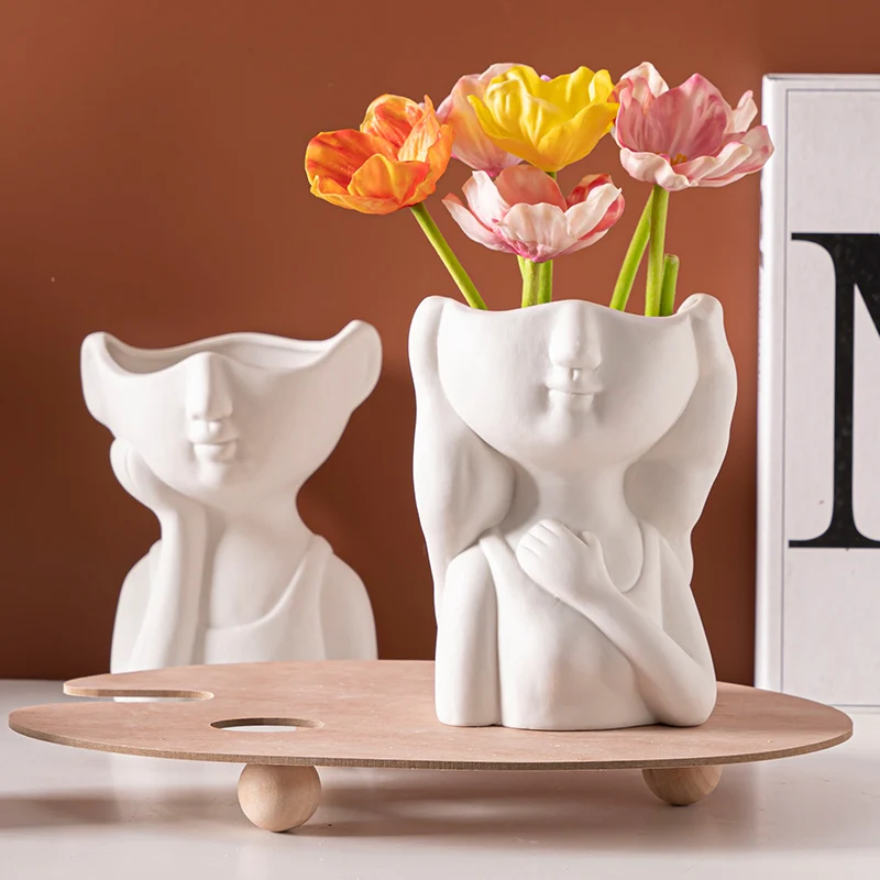 

Ceramic vase - simple and trendy DIY dried flower decoration for the living room, desk arrangement
