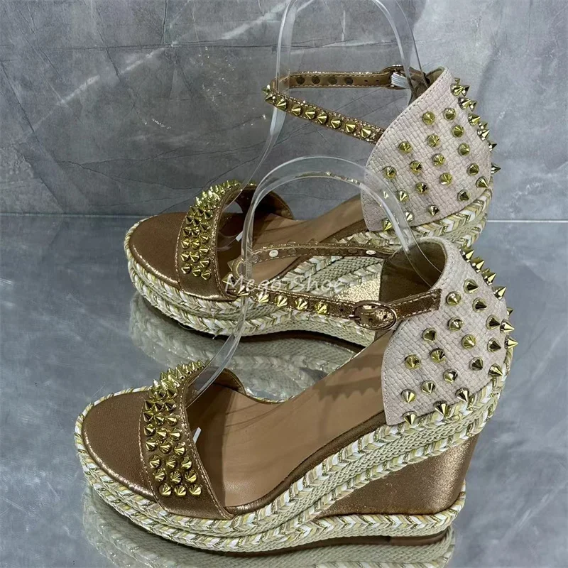 Golden Rivets Wedges High Heels Platform Sandals for Women Luxury Brand Design Cover Heel Designer Brand Design Shoes New