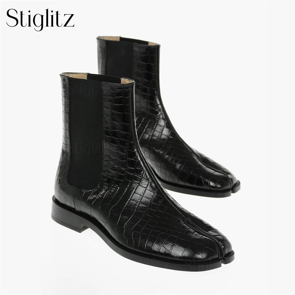 

Black Croc Tabi Chelsea Boots White Stitched Leather Split Toe Booties Novelty Style Handmade Leather Boots for Men Custom Color