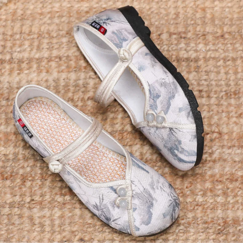 

Women's Shoes Spring New Arrival Versatile Casual Flat Cloth Shoes 2026 Chinese Style Breathable Printing Old Beijing Shoes