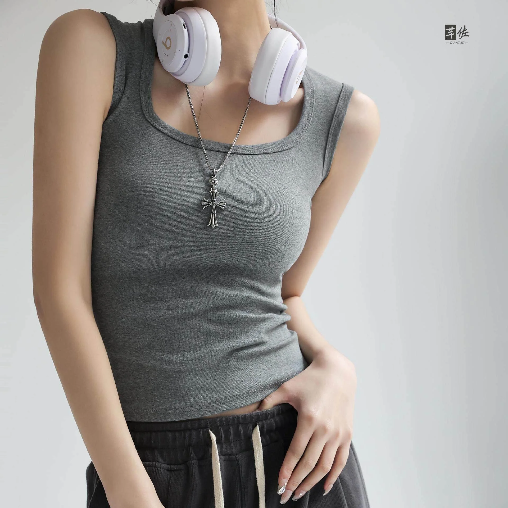 Ladies Sleeveless Vest Top Luxury Style Summer Collection Inner Wear Outer Wear Elegant Design Large Size Available