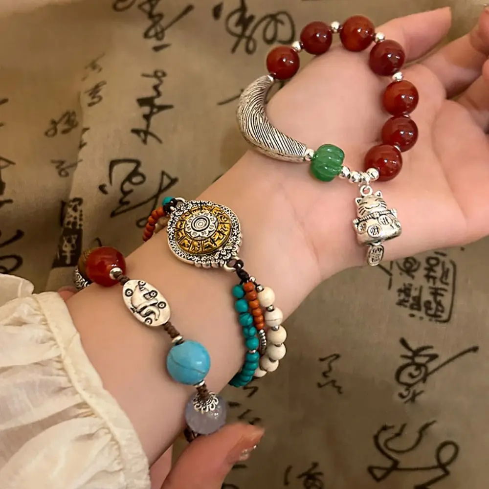 Colorful Tibetan-St…