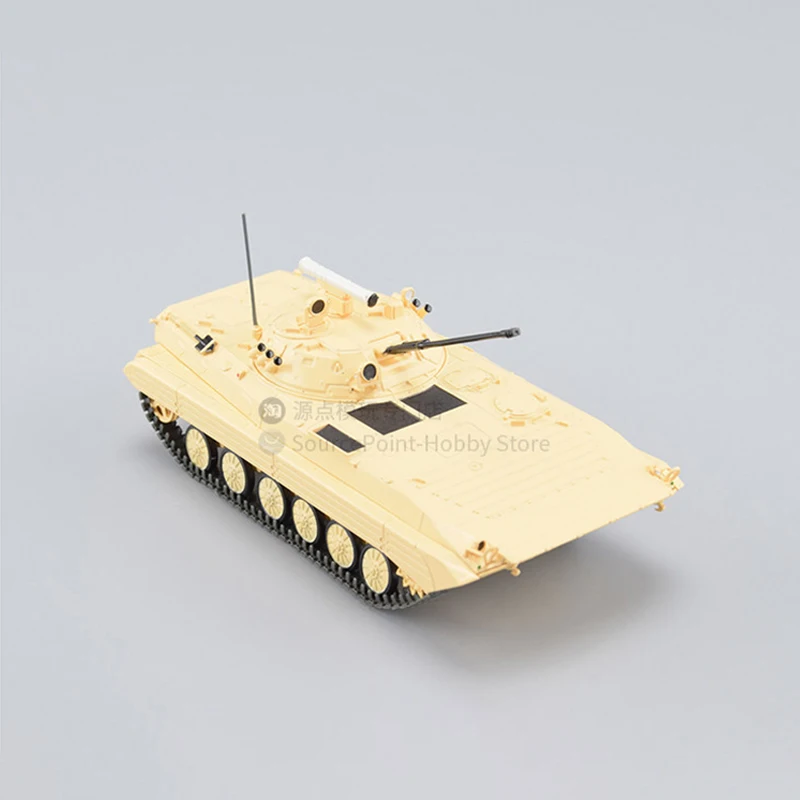 Modèle de véhicule blindé amphibie BMP-2 en alliage moulé sous pression à l'échelle 1:43 NT029, jouet classique militaire de type chenillé, cadeau nostalgique