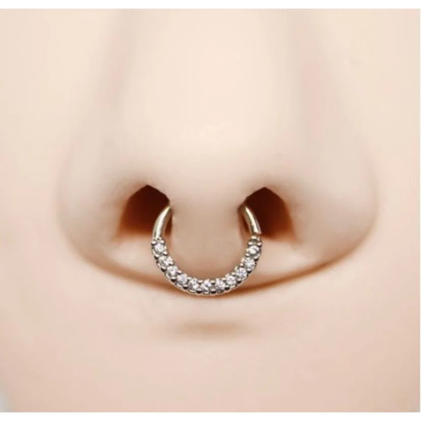 1 UNI - Piercing Argola Septo Nariz com Detalhes em Cristal