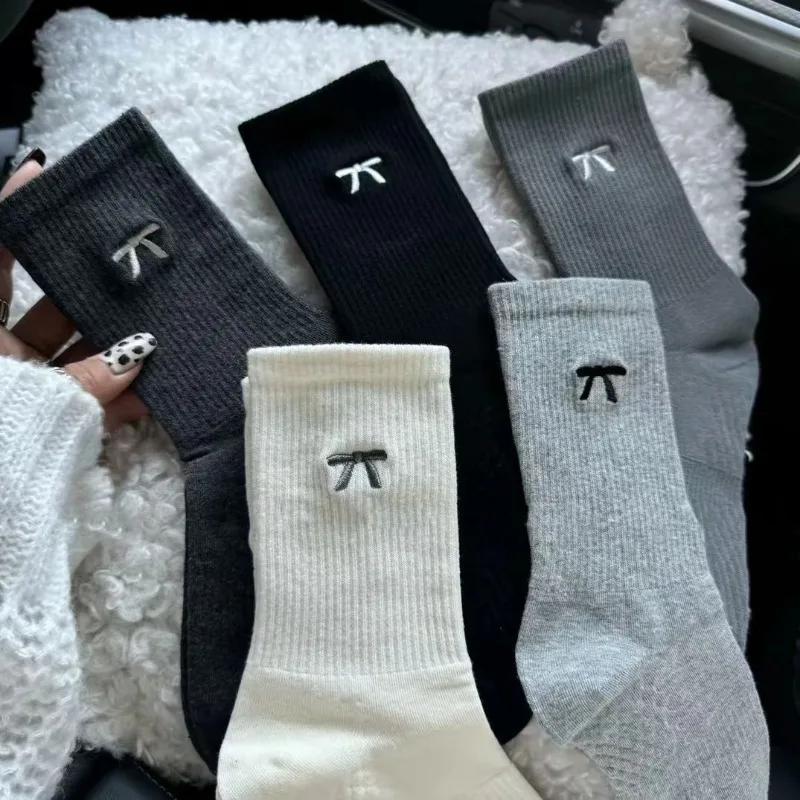

5 Pairs Embroidered Bow Socks Female Autumn and Winter New Fashion Korean Solid Color Sports Women's Long Socks for Girls 2025