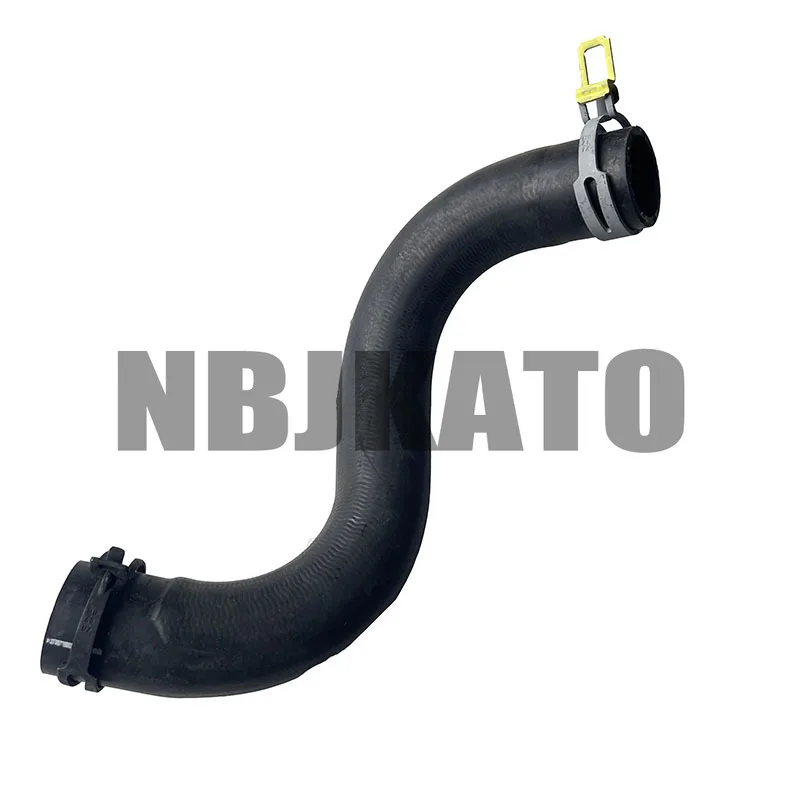 New Engine Auxiliary Water Pump Hose 55038161AD , 55038161AA For Chrysler 300C