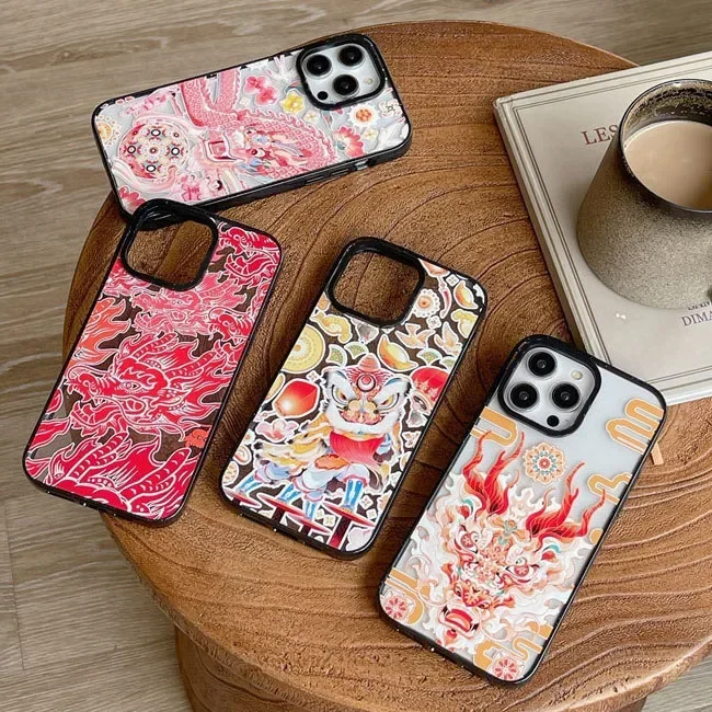 ドラゴンデザインの電話ケース,iPhone 11,12,13,14,15,16 pro max用の改良されたエッジを備えたアクリルケース