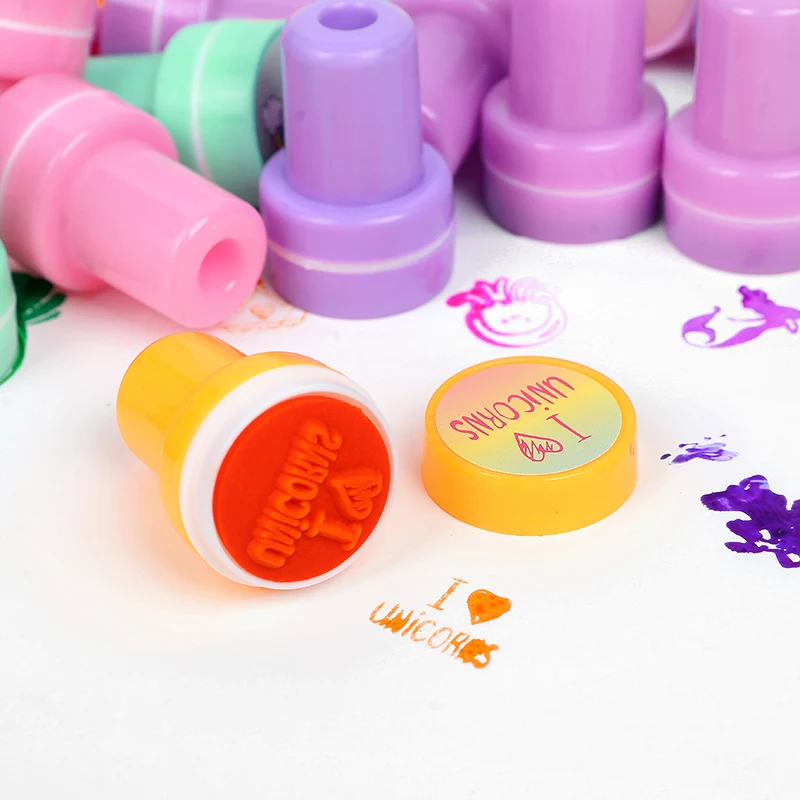 10pcs Cartoon Stamps, Multicolor Plastic Stamps, Suitable for Parties And Crafts,Classroom Activities, Themed Stamps, Reusable
