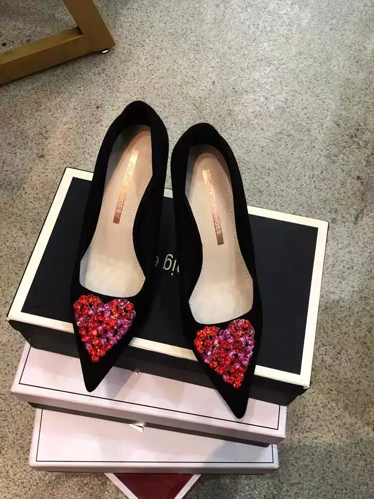 Crystal Heart Shaped Diamond High Heels Luxury Velvet Banquet Shoes Pointed Toe Thin Heel Pumps Wedding Party Glitter Shoes