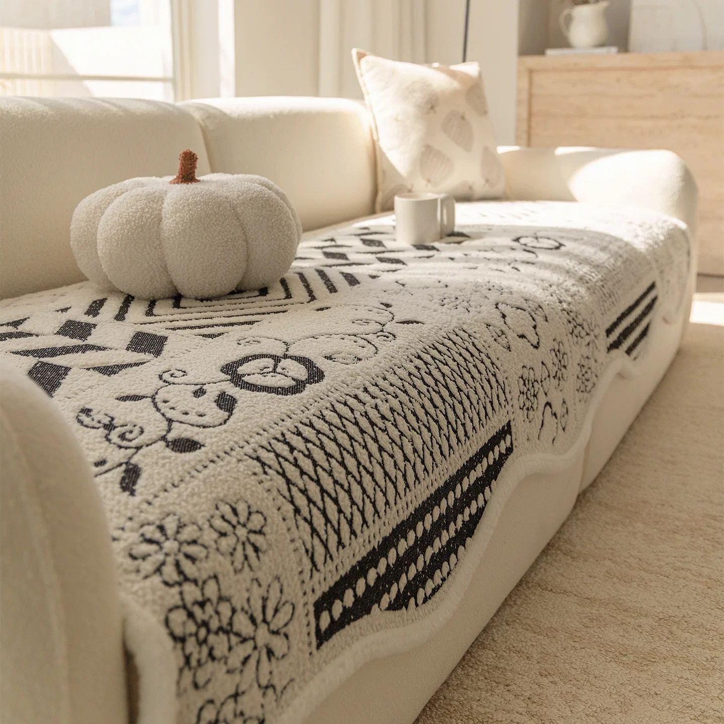 Irregular-Shaped Half-Pile Sofa Cushion Winter Thickened One-Piece Universal Sofa Cover Cloths Soft Warmth Sofa Seat Covers