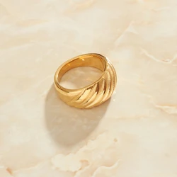 SOMMAR Trendy steel stainless stainless_steel color size 6 7 8 Boy and girl ring Net red croissant men wedding