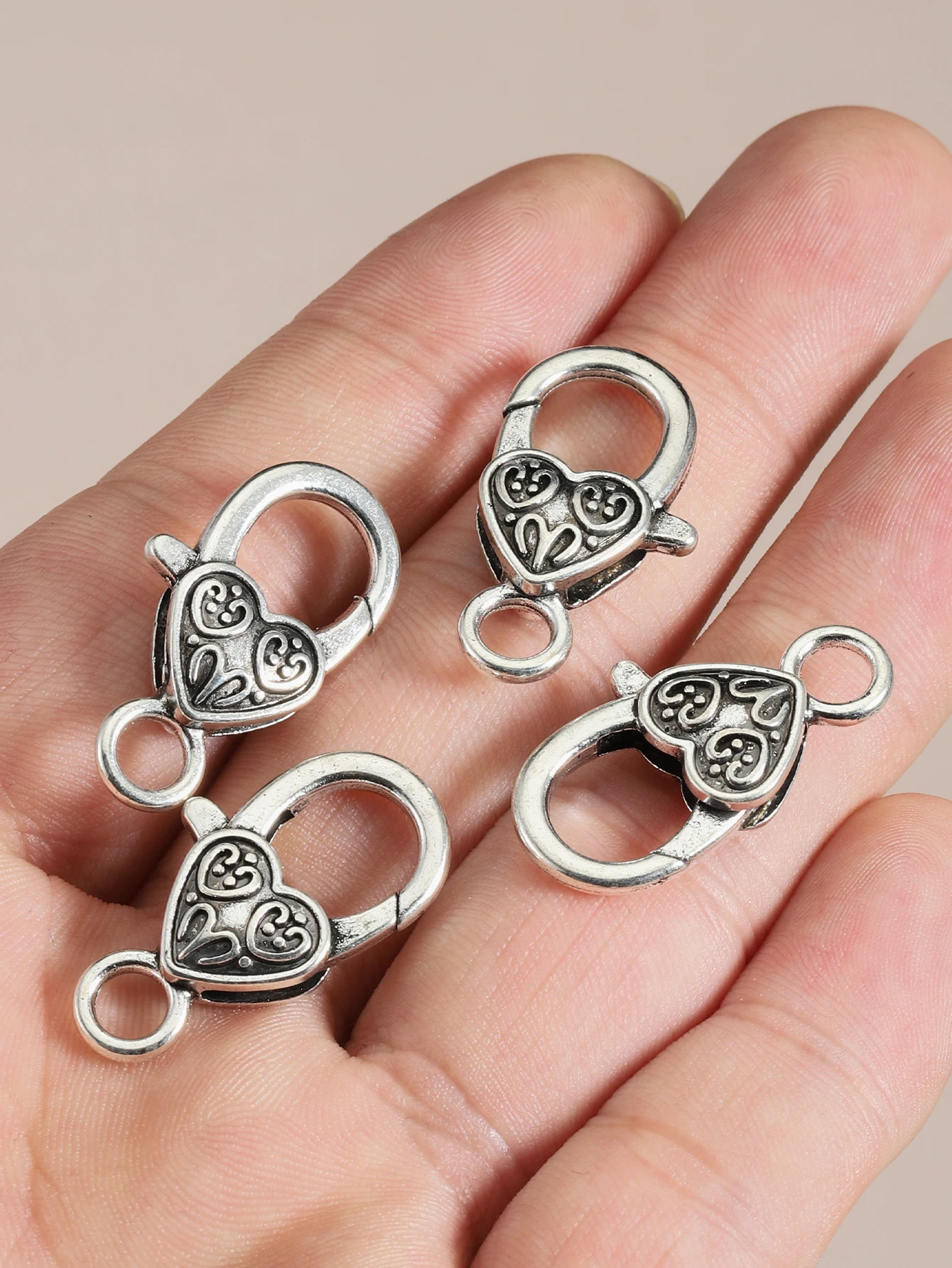 10pcs 26x15mm Love Heart Lobster Clasp Hooks Keychain Clasps Bracelet Connectors for Jewelry Making Components Wholesale DIY