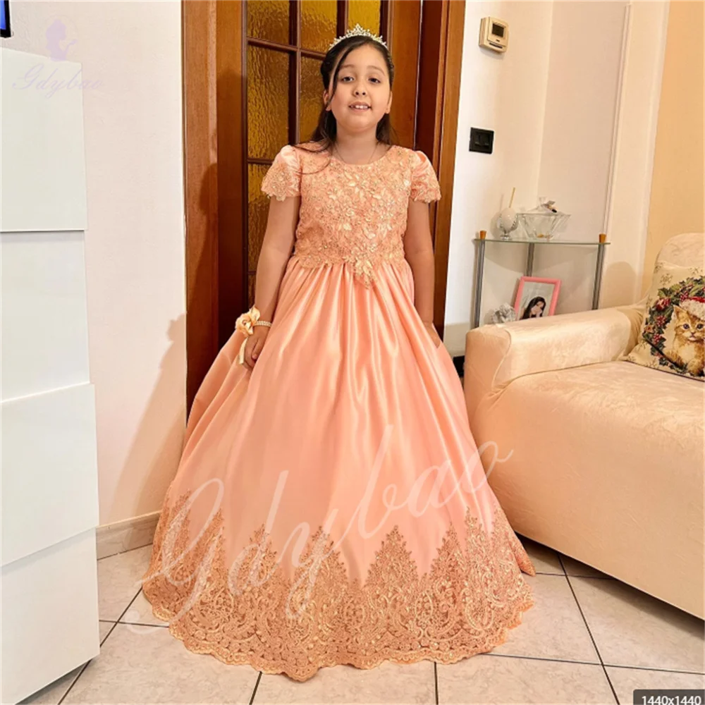 

Pink Flower Girl Dress Weddings Satin With Lace Appliques Short Sleeves Elegant Suitable Children's Communion Ceremoniespuffy
