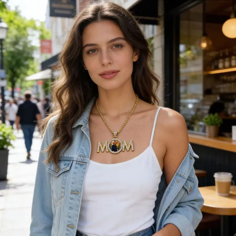 UV Customized Blank Necklace Creative Flower Chain With Printed Photo Aluminum Plate Diamond Necklace Personalized Moon Necklace