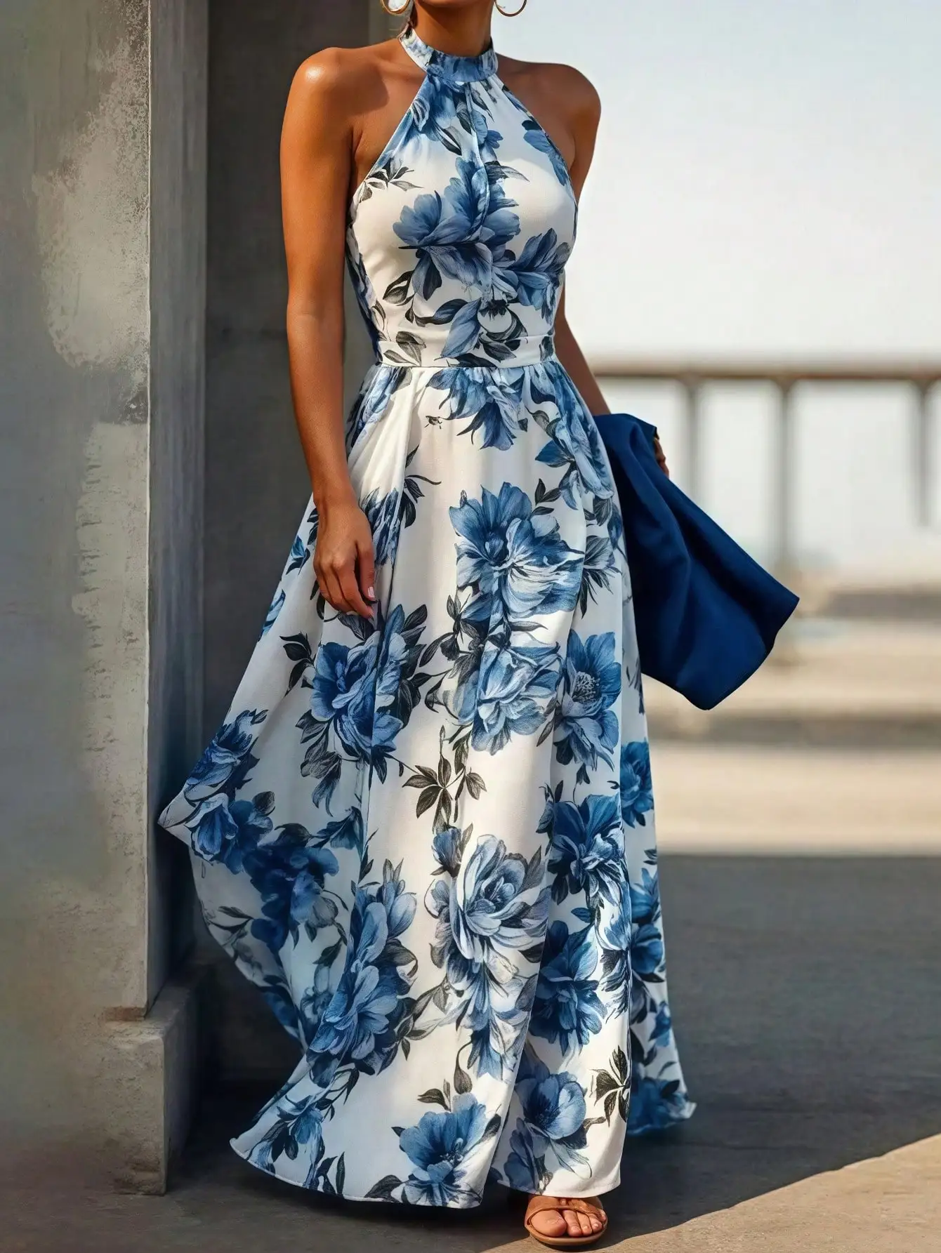 

Women's Blue Floral Print Halter Neck Maxi Dress with Flowy Skirt