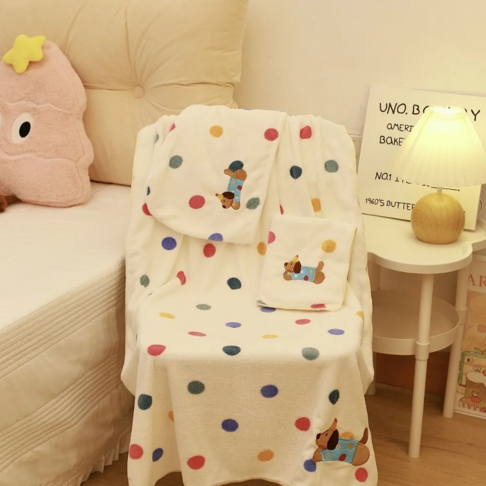 

Skin Friendly Cartoon Puppy Coral Fleece Bath Towel Quick Dry Thickened Pool Towel Absorbent Large Size Soft Towel Set Daily Use