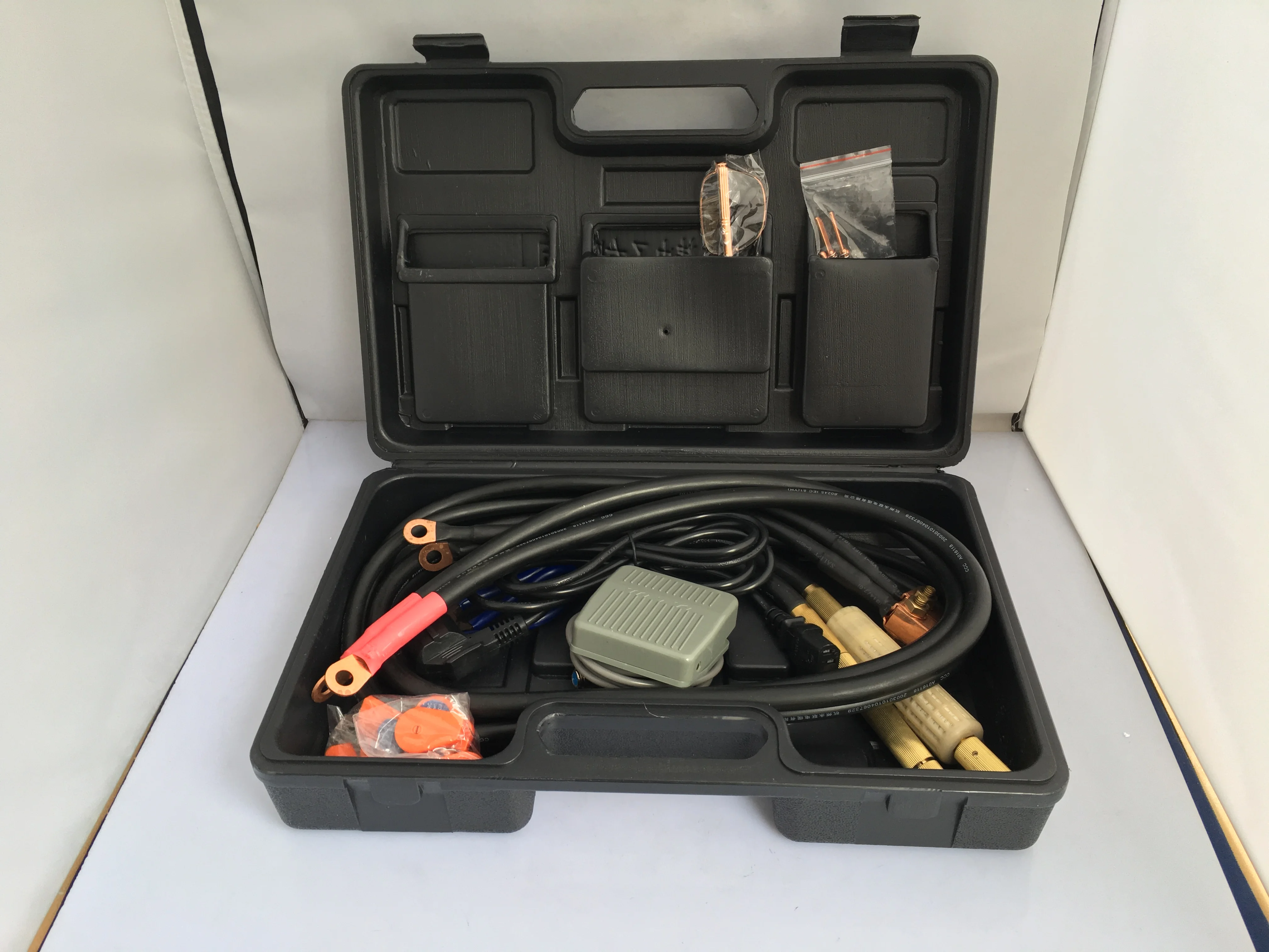 YJXB-5-type mold repair machine, cold welding. Casting defect repairing machine